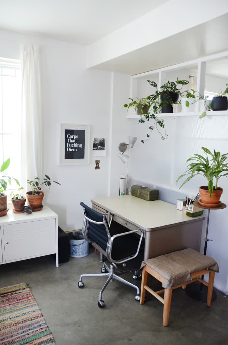 House Tour Hannah's Creative Oakland Studio Apartment Apartment Therapy